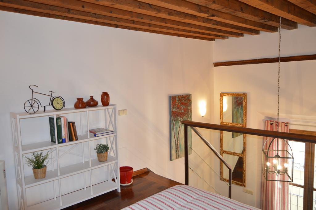 Apartamentos Nuncio Viejo トレド 部屋 写真